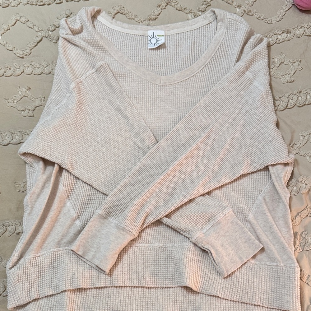 aerie cream longsleeve